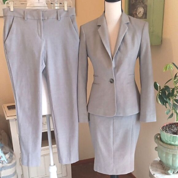 Express Three Piece Gray Women's Suit Set. Career. Professional. - Picture 2 of 16